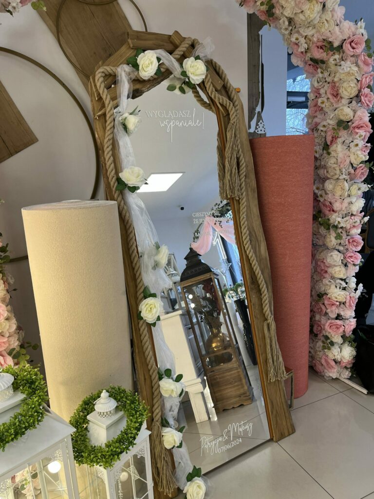 lustro dekoracyjne wypożyczalnia
